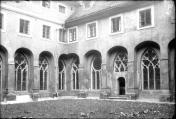 Františkánský klášter. Rajská zahrada kolem 1920