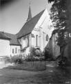 Františkánský kostel. Pohled z klášterní zahrady. 1945