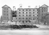 Stará kasárna. Zahájení demolice. 1947