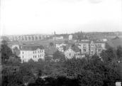 Viadukt. Pohled ze Školní ulice. J. Haberzettl 1900