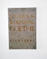 Nová pamětní deska J. W. Goetha v Grünerově domě z 80. let. 2001