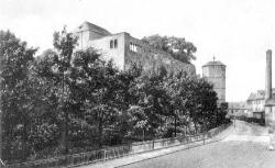 Mlýnská věž od východu. Kolem roku 1900